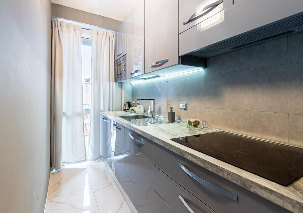 Elegant Suite - In Centro Portanuova トリノ エクステリア 写真