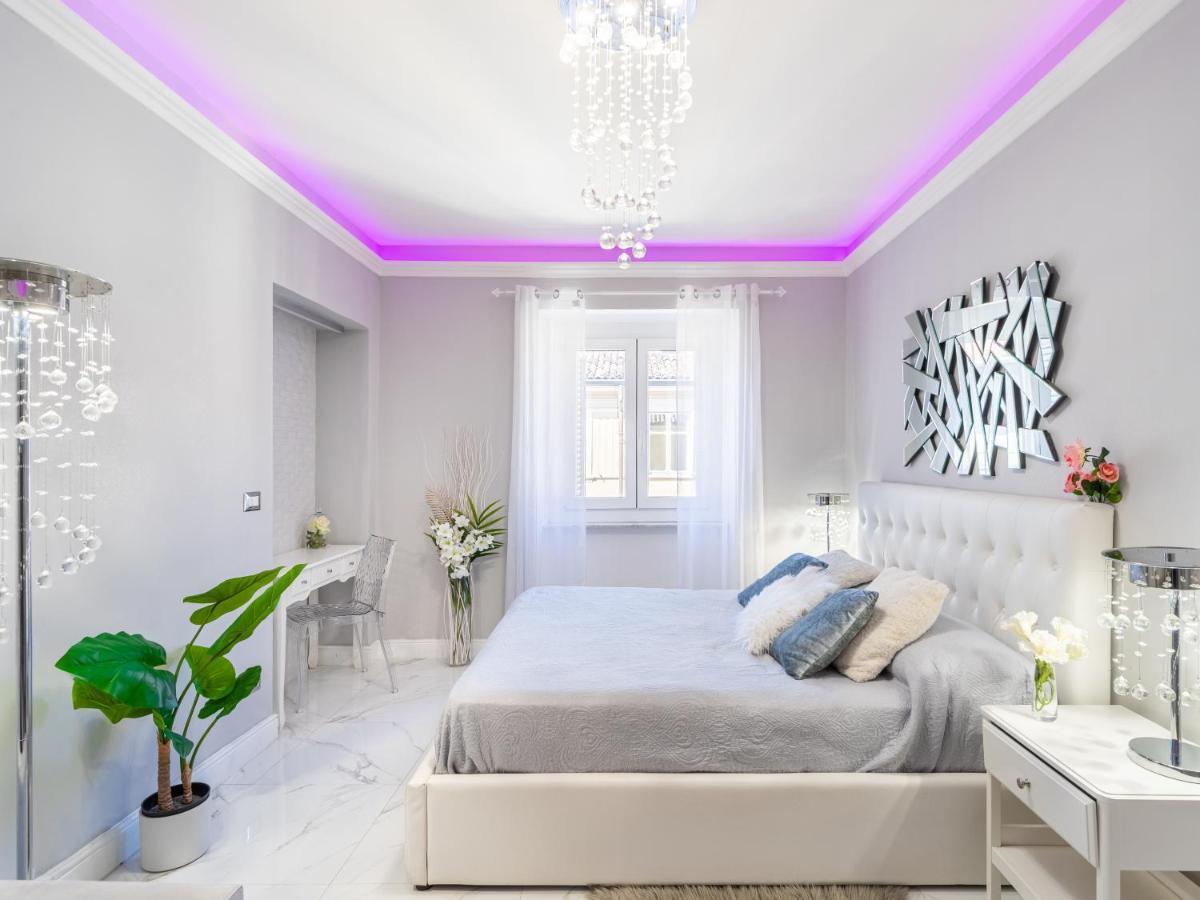 Elegant Suite - In Centro Portanuova トリノ エクステリア 写真