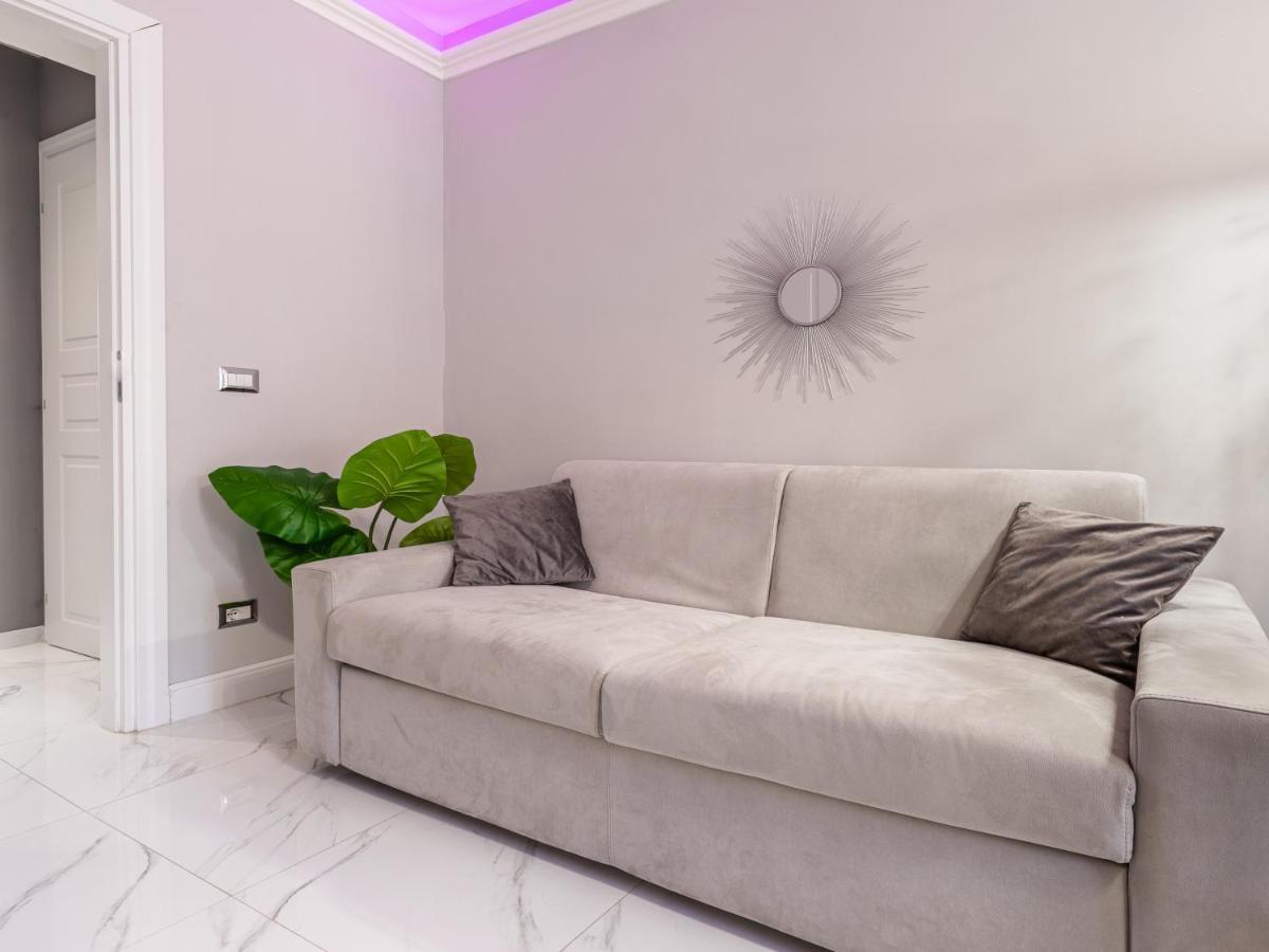 Elegant Suite - In Centro Portanuova トリノ エクステリア 写真