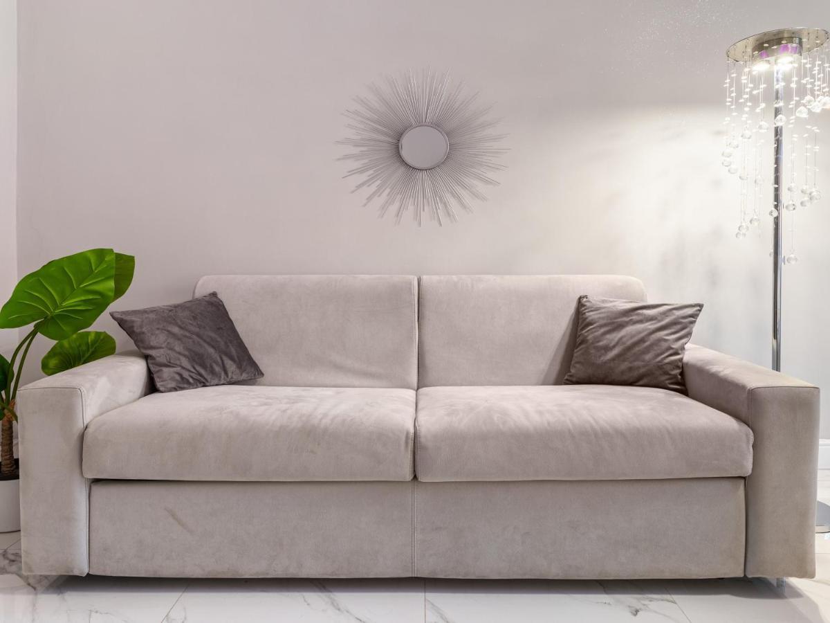 Elegant Suite - In Centro Portanuova トリノ エクステリア 写真
